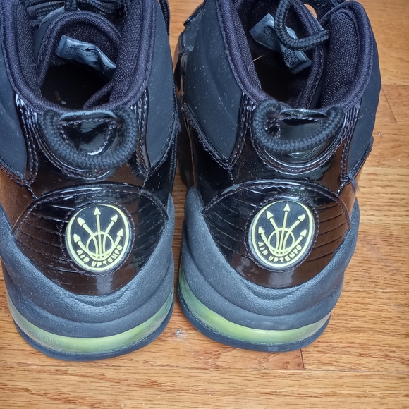 SOLD****Nike Air Up Tempo Neon Lime Green and Black Men's Size 9 - Picture 11 of 12